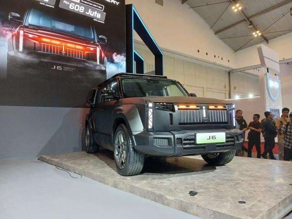 Chery Umumkan Harga Mobil Offroad Listrik J6, Mulai Rp548 Juta Chery Umumkan Harga Mobil Offroad Listrik J6, Mulai Rp548 Juta