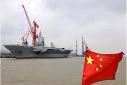 China Uji Kapal Induk Tercanggih Fujian, Tandingan USS Gerald R Ford Amerika
