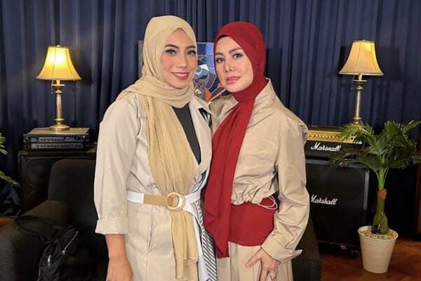 Cici Paramida dan Siti KDI Saling Dukung serta Mendoakan Soal Jodoh