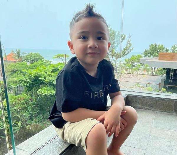 Cipung Ulang Tahun Ke-3, Suster Rini Tulis Pesan Manis Cipung Ulang Tahun Ke-3, Suster Rini Tulis Pesan Manis