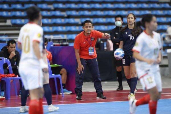 Komentar Berkelas Pelatih Timnas Futsal Putri Indonesia usai Raih Posisi Ketiga ASEAN Women's Futsal Championship 2024 Komentar Berkelas Pelatih Timnas Futsal Putri Indonesia usai Raih Posisi Ketiga ASEAN Women's Futsal Championship 2024
