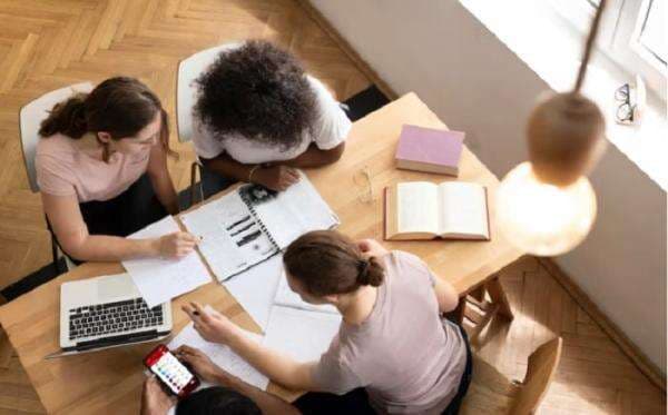 Contoh Teks Negosiasi 5 Orang yang Bisa Dipelajari dan Dipahami Contoh Teks Negosiasi 5 Orang yang Bisa Dipelajari dan Dipahami