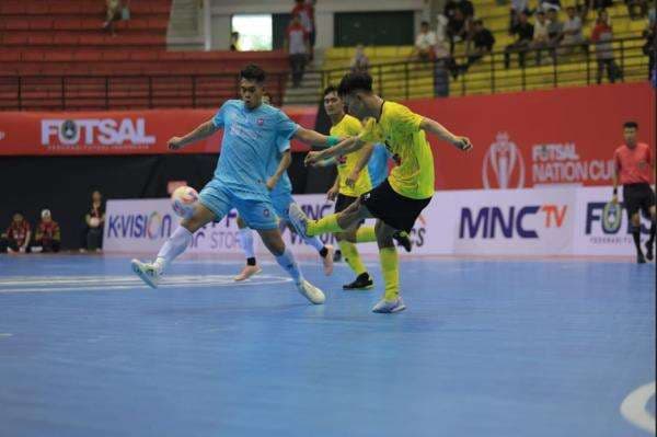 Cosmo JNE Tumbangkan Unggul FC Lewat Adu Penalti di Laga Pembuka Futsal Nation Cup 2025 Cosmo JNE Tumbangkan Unggul FC Lewat Adu Penalti di Laga Pembuka Futsal Nation Cup 2025
