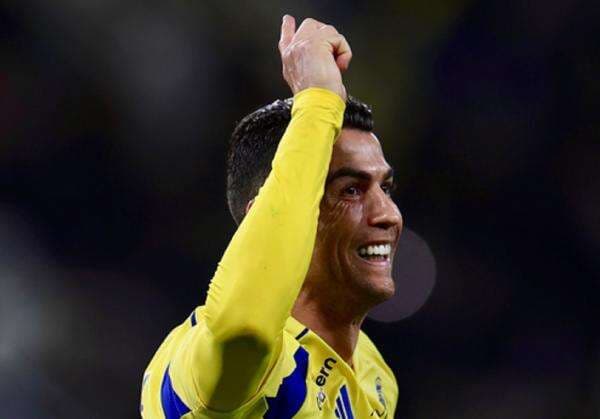 Cristiano Ronaldo Pensiun Setelah Tembus 1000 Gol atau Juara Piala Dunia 2026? Cristiano Ronaldo Pensiun Setelah Tembus 1000 Gol atau Juara Piala Dunia 2026?