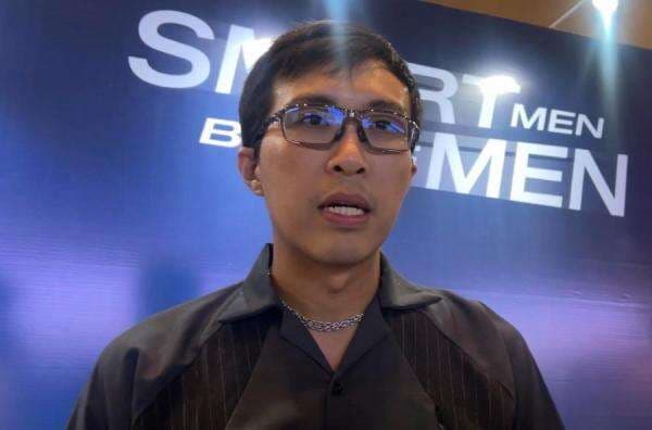 Rentan Rontok, Begini Tips Merawat Rambut Pria ala Dokter Tirta Rentan Rontok, Begini Tips Merawat Rambut Pria ala Dokter Tirta