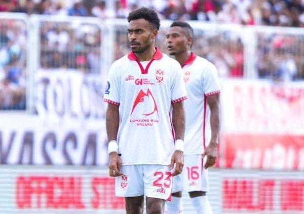 Perangi Rasisme, I.League Pasang Badan untuk Yance Sayuri Perangi Rasisme, I.League Pasang Badan untuk Yance Sayuri