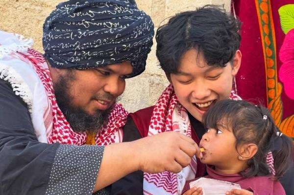 Willie Salim Diduga Mualaf, Sudah Hafal Al Fatihah dan Belajar Sholat Willie Salim Diduga Mualaf, Sudah Hafal Al Fatihah dan Belajar Sholat