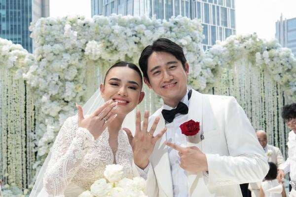 Amanda Manopo Kaget Lihat Kebiasaan Kenny Austin usai Menikah, Suka Lepas... Amanda Manopo Kaget Lihat Kebiasaan Kenny Austin usai Menikah, Suka Lepas...