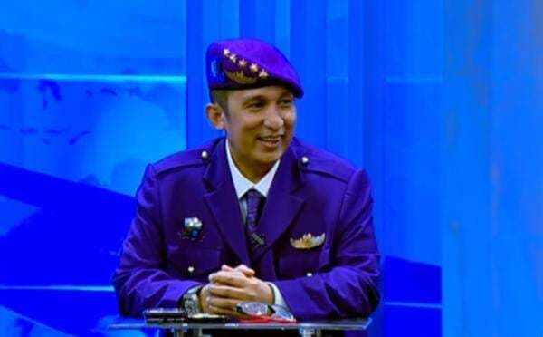 Firdaus Oiwobo Ungkap Alasan Silfester Matutina Tak Muncul ke Publik Firdaus Oiwobo Ungkap Alasan Silfester Matutina Tak Muncul ke Publik