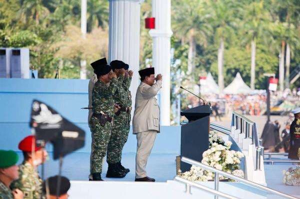 HUT ke-80 TNI, Prabowo: TNI Anak Kandung Rakyat Indonesia, Harus Siap Berkorban! HUT ke-80 TNI, Prabowo: TNI Anak Kandung Rakyat Indonesia, Harus Siap Berkorban!