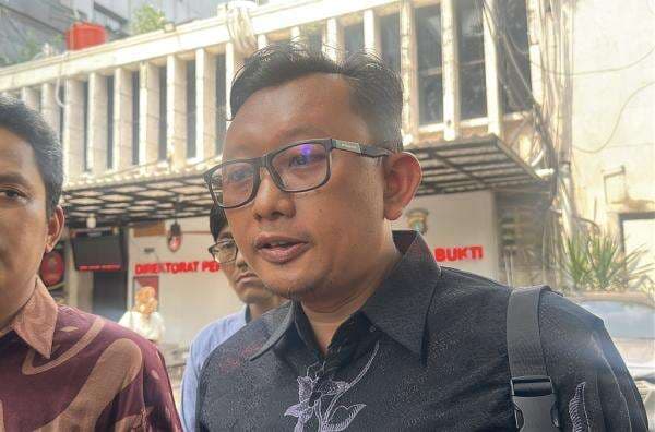 Diperiksa Polisi, Ketum YLBHI Dicecar soal Tim Investigasi Kasus Air Keras Andrie Yunus Diperiksa Polisi, Ketum YLBHI Dicecar soal Tim Investigasi Kasus Air Keras Andrie Yunus