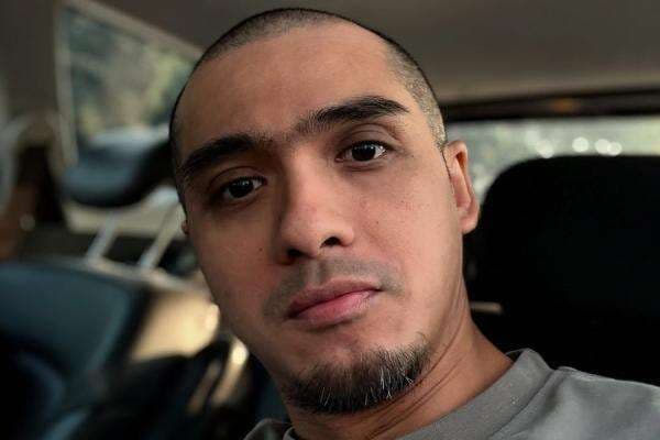 Klaim Kenal Ricky Harun sejak 2024, Vierdha Tegaskan Bukan LC Karaoke Klaim Kenal Ricky Harun sejak 2024, Vierdha Tegaskan Bukan LC Karaoke