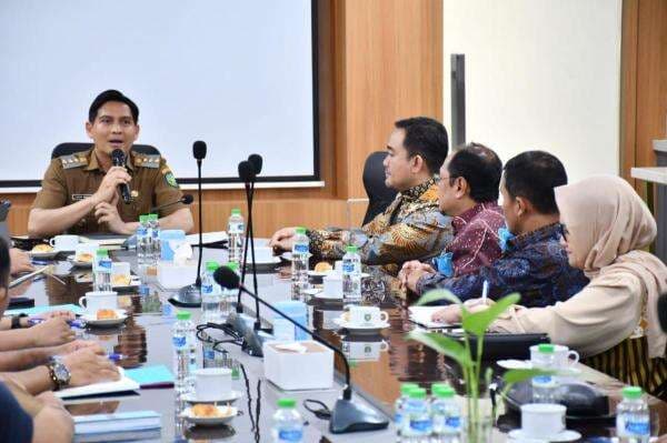 Hadiri Undangan Bupati Indramayu, Pertamina Group dan Pemda Bahas Peluang Peningkatan PAD Hadiri Undangan Bupati Indramayu, Pertamina Group dan Pemda Bahas Peluang Peningkatan PAD