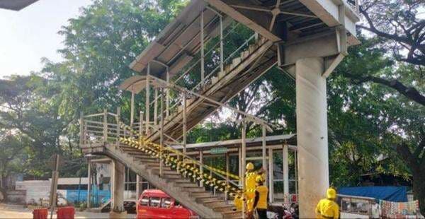 Pemprov DKI Lakukan Pemeliharaan Infrastruktur JPO di 18 Titik Pemprov DKI Lakukan Pemeliharaan Infrastruktur JPO di 18 Titik