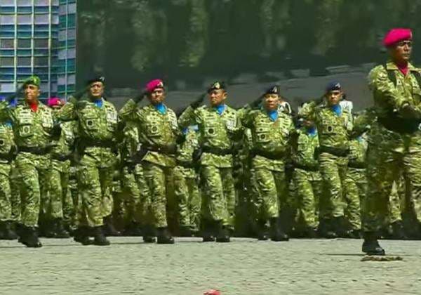 Saat Para Jenderal Ikut Defile HUT ke-80 TNI, Ada Putra Try Sutrisno Saat Para Jenderal Ikut Defile HUT ke-80 TNI, Ada Putra Try Sutrisno