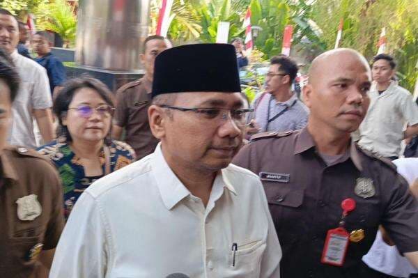 Eks Menag Yaqut Penuhi Panggilan KPK terkait Kasus Kuota Haji Eks Menag Yaqut Penuhi Panggilan KPK terkait Kasus Kuota Haji