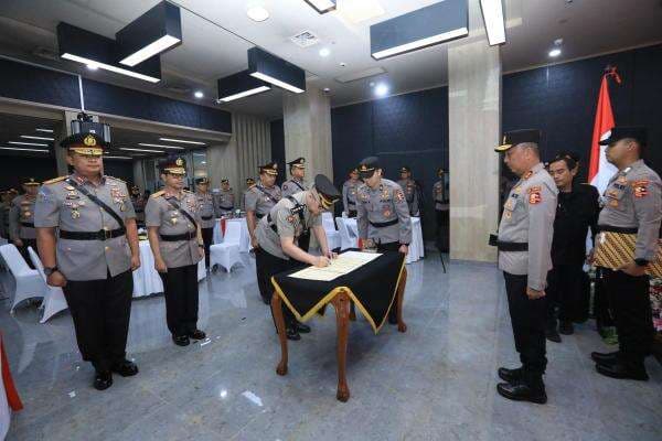 Polisi Aktif Duduki Jabatan Sipil Dinilai Sah Asal Penuhi Syarat Ini! Polisi Aktif Duduki Jabatan Sipil Dinilai Sah Asal Penuhi Syarat Ini!