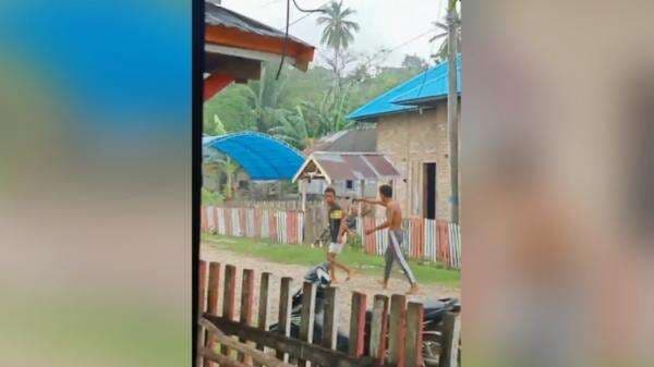 Aniaya Teman Gara-gara Ban Motor Kempes, Pria di Muna Ditangkap Polisi Aniaya Teman Gara-gara Ban Motor Kempes, Pria di Muna Ditangkap Polisi