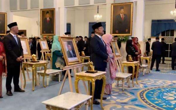 Presiden Prabowo Resmi Umumkan 10 Pahlawan Nasional, Ada Soeharto dan Gus Dur Presiden Prabowo Resmi Umumkan 10 Pahlawan Nasional, Ada Soeharto dan Gus Dur