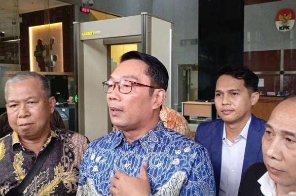 Ridwan Kamil Rampung Diperiksa KPK: Saya Bahagia, Momen yang Ditunggu-tunggu Ridwan Kamil Rampung Diperiksa KPK: Saya Bahagia, Momen yang Ditunggu-tunggu