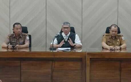 23 Tahun Ngontrak, Dicky Saromi Ingin Wali Kota dan Wakil Wali Kota Cimahi Miliki Rumah Dinas 23 Tahun Ngontrak, Dicky Saromi Ingin Wali Kota dan Wakil Wali Kota Cimahi Miliki Rumah Dinas