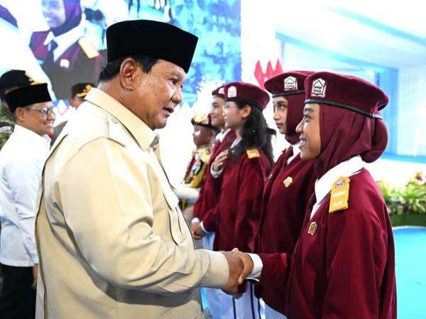 Prabowo: Sekolah Rakyat Adalah Keberanian Negara Ubah Nasib Anak Bangsa Prabowo: Sekolah Rakyat Adalah Keberanian Negara Ubah Nasib Anak Bangsa