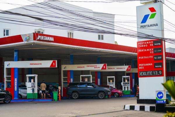 Update Harga BBM Pertamina Terbaru 1 November 2024 untuk Sulawesi, Gorontalo dan Maluku Update Harga BBM Pertamina Terbaru 1 November 2024 untuk Sulawesi, Gorontalo dan Maluku