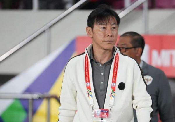 Shin Tae-yong Dikabarkan Melatih Persija Musim Depan, Diperkenalkan Senin Besok? Shin Tae-yong Dikabarkan Melatih Persija Musim Depan, Diperkenalkan Senin Besok?