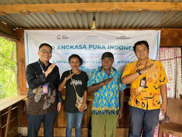 Dukung Pariwisata, Bandara Sentani Salurkan Bantuan ke Tempat Wisata Tanjung Cinta Dukung Pariwisata, Bandara Sentani Salurkan Bantuan ke Tempat Wisata Tanjung Cinta