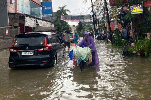 Destinasi Rawan Terdampak Cuaca Ekstrem Sepekan Kedepan, Pemda Diminta Siaga Destinasi Rawan Terdampak Cuaca Ekstrem Sepekan Kedepan, Pemda Diminta Siaga