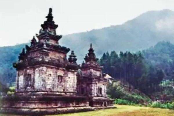 Daftar Raja Kerajaan Kutai di Kalimantan Timur hingga Keruntuhannya Daftar Raja Kerajaan Kutai di Kalimantan Timur hingga Keruntuhannya