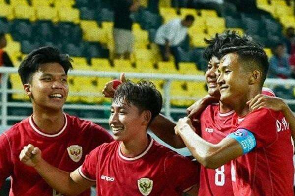 Daftar Top Skor Piala AFF U-19 2024 Kelar Laga Timnas Indonesia U-19 vs Filipina U-19: Ada Iqbal Gwijangge! Daftar Top Skor Piala AFF U-19 2024 Kelar Laga Timnas Indonesia U-19 vs Filipina U-19: Ada Iqbal Gwijangge!