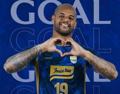 David da Silva Pulih 100 Persen, Siap Kembali Jadi Mesin Gol Persib Bandung! David da Silva Pulih 100 Persen, Siap Kembali Jadi Mesin Gol Persib Bandung!