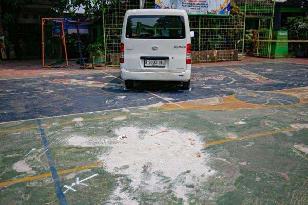 Foto-Foto Penampakan Mobil MBG dan SDN Kalibaru 01 Cilincing, yang Tabrak Belasan Siswa Foto-Foto Penampakan Mobil MBG dan SDN Kalibaru 01 Cilincing, yang Tabrak Belasan Siswa