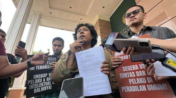 TAUD Khawatir Barang Bukti di Kasus Andrie Yunus Dimusnahkan Pengadilan Militer TAUD Khawatir Barang Bukti di Kasus Andrie Yunus Dimusnahkan Pengadilan Militer