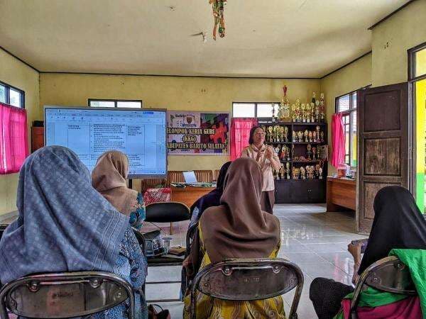 KKG “Maringgi Ilmu” Perdana Digelar, Tingkatkan Kompetensi Guru SKH di Barito Selatan KKG “Maringgi Ilmu” Perdana Digelar, Tingkatkan Kompetensi Guru SKH di Barito Selatan