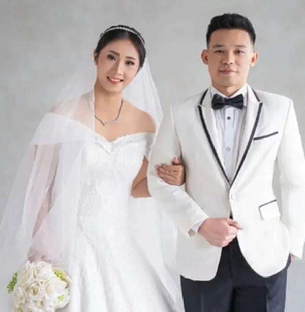 Selamat! Rinov Rivaldy Resmi Nikahi Pebulu Tangkis Supercantik Vania Arianti Sukoco Selamat! Rinov Rivaldy Resmi Nikahi Pebulu Tangkis Supercantik Vania Arianti Sukoco