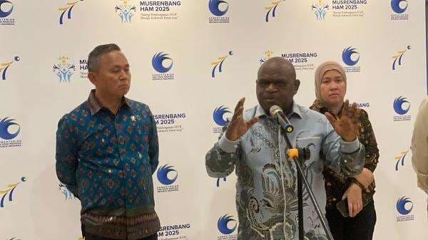 Singgung Banjir Sumatera, Pigai Tekankan Perlunya Aturan Induk untuk Hukum Perusahaan Pelanggar HAM Singgung Banjir Sumatera, Pigai Tekankan Perlunya Aturan Induk untuk Hukum Perusahaan Pelanggar HAM