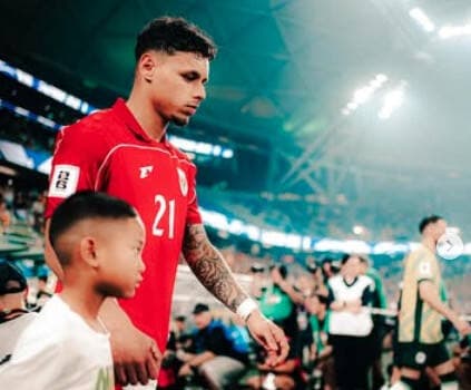 Dean James Ucapkan Selamat Idulfitri 2025: Lebaran Full Senyum Dean James Ucapkan Selamat Idulfitri 2025: Lebaran Full Senyum