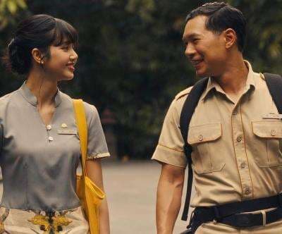 Potret Lisa BLACKPINK Debut Akting Film, Adegan Motor Mogok Jadi Sorotan Potret Lisa BLACKPINK Debut Akting Film, Adegan Motor Mogok Jadi Sorotan