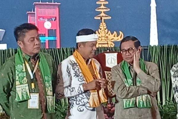 Dedi Mulyadi Jawab Pramono soal Bandung Kota Termacet: Tapi Dingin Dedi Mulyadi Jawab Pramono soal Bandung Kota Termacet: Tapi Dingin