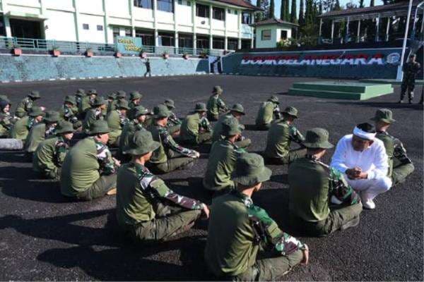PBNU Kritik Siswa Dibina di Barak Militer: Jangan sampai Jadi Anak Nakal Terlatih PBNU Kritik Siswa Dibina di Barak Militer: Jangan sampai Jadi Anak Nakal Terlatih