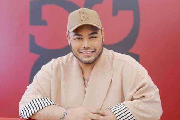 Demi Bangun Masjid di Jepang, Ivan Gunawan Jual Tas Hermes Seharga Miliaran Rupiah Demi Bangun Masjid di Jepang, Ivan Gunawan Jual Tas Hermes Seharga Miliaran Rupiah