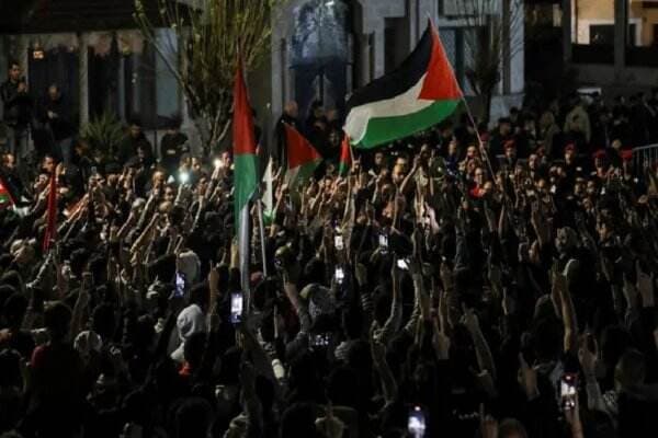 Demo Besar Guncang Yordania, Tuntut Diakhirinya Perjanjian Damai dengan Israel