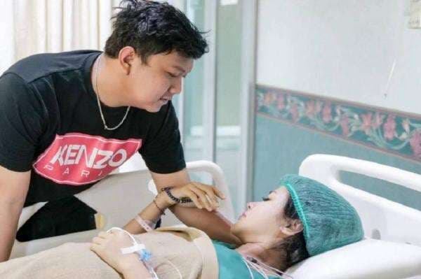 Denny Caknan Jadi Ayah, Ungkap Kondisi Anak yang Lahir Prematur Denny Caknan Jadi Ayah, Ungkap Kondisi Anak yang Lahir Prematur