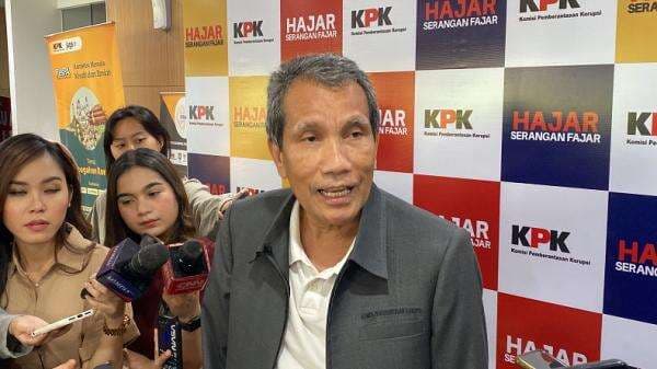 Barang Gratifikasi yang Diserahkan Menag Nasaruddin ke KPK Jadi Milik Negara, Nilainya Rp6 Juta Barang Gratifikasi yang Diserahkan Menag Nasaruddin ke KPK Jadi Milik Negara, Nilainya Rp6 Juta