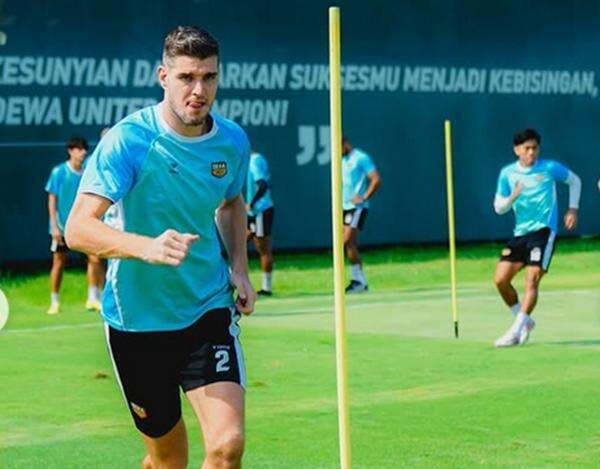 Jadwal dan Link Live Streaming Persib Bandung vs Dewa United di Piala Presiden 2025 Malam Ini Jadwal dan Link Live Streaming Persib Bandung vs Dewa United di Piala Presiden 2025 Malam Ini