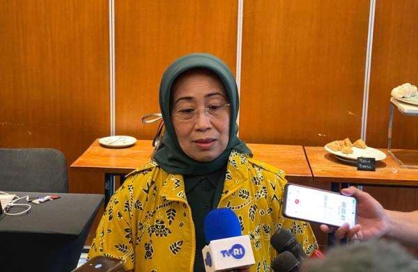 Dewan Pers Minta Polri Tinjau Ulang Perpol Izin Liputan Jurnalis Asing Dewan Pers Minta Polri Tinjau Ulang Perpol Izin Liputan Jurnalis Asing