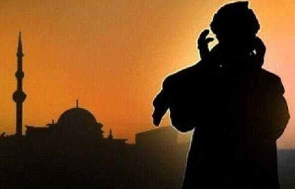 Bacaan Sholawat Tarhim Sebelum Adzan Subuh, Lengkap Arab, Latin, dan Artinya Bacaan Sholawat Tarhim Sebelum Adzan Subuh, Lengkap Arab, Latin, dan Artinya