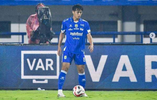 Respons Bojan Hodak soal Rumor Alfeandra Dewangga Dipinjamkan Persib Bandung ke Bali United Respons Bojan Hodak soal Rumor Alfeandra Dewangga Dipinjamkan Persib Bandung ke Bali United